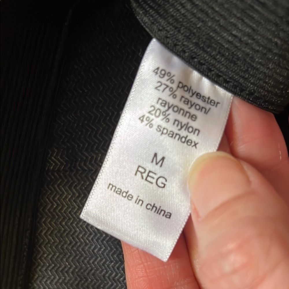 New Maurices Black skinny mid rise Textured Pants - Picture 5 of 14